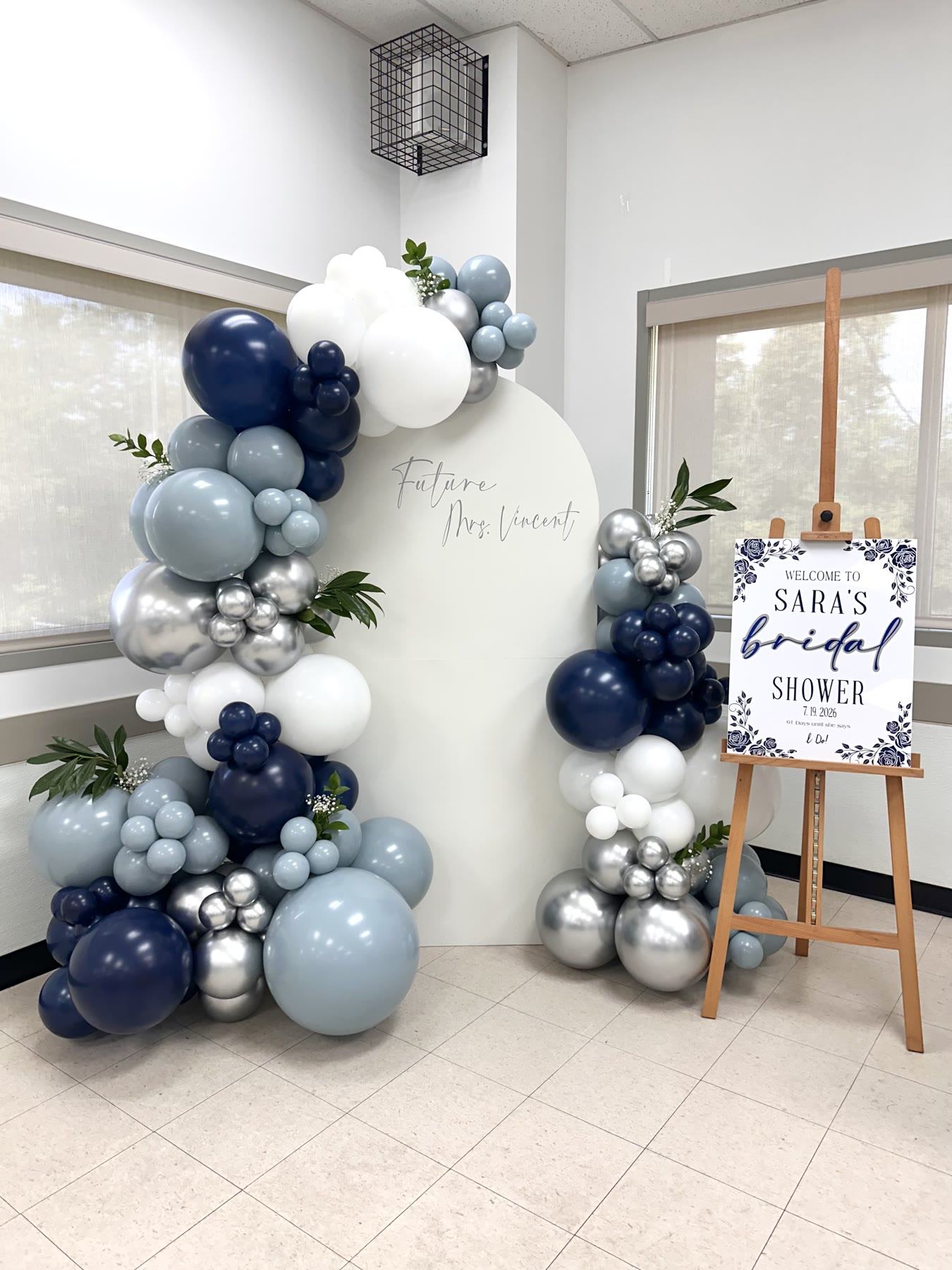 Backdrops balloon decor by Inflatable Decorations, Winnipeg